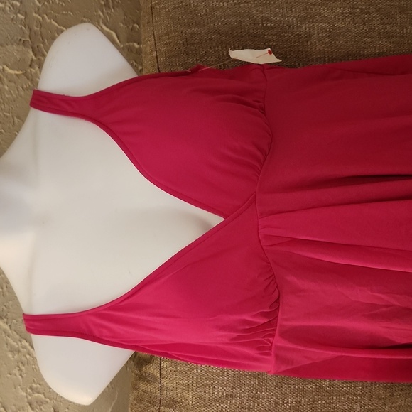 NWT!! Split skirt swimsuit - Picture 3 of 13